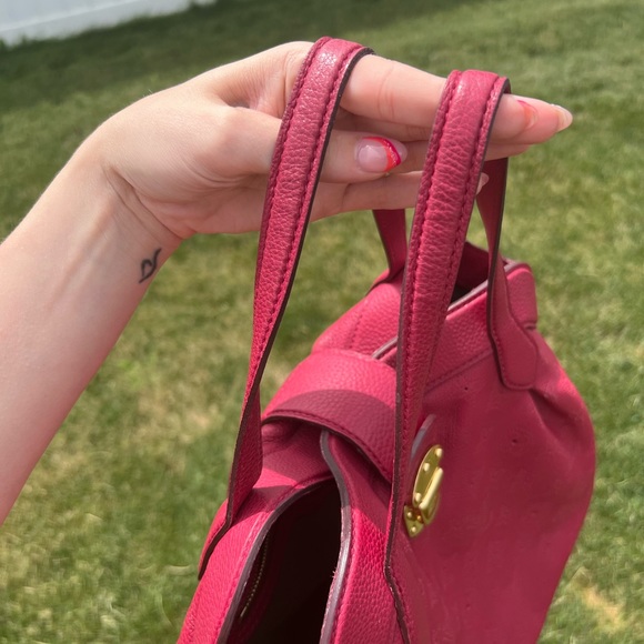 Louis Vuitton Mahina Cirrus PM - Picture 9 of 16